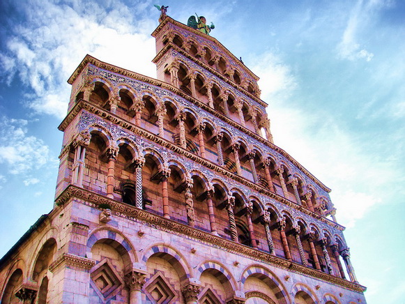 San Michele in Foro, Lucca (11:12 Hr) 23 Oct 2007